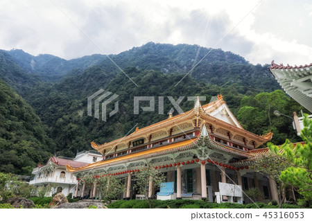 Xiangde temple in Taroko National Park 45316053
