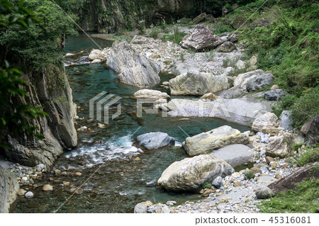 Shakadang trail and river 45316081