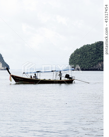 Boat on the water, floating transport Boat on the water, floating transport 45317454