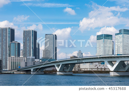 (東京都市風景)從豐洲9看的海濱風景 (東京都市風景)從豐洲9看的海濱風景 45317688