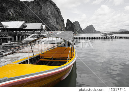 Boat on the water, floating transport Boat on the water, floating transport 45317741