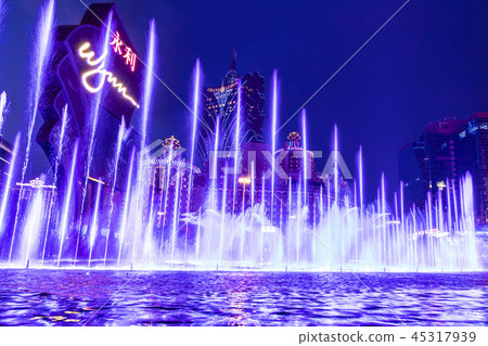 澳門噴泉表演和夜景 澳門噴泉表演和夜景 45317939