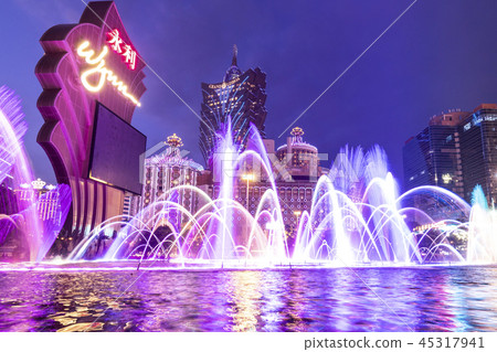 Macau fountain show and night view 45317941