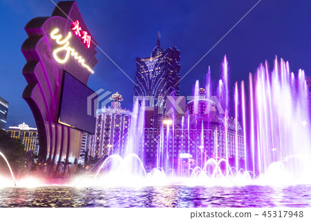 Macau fountain show and night view 45317948