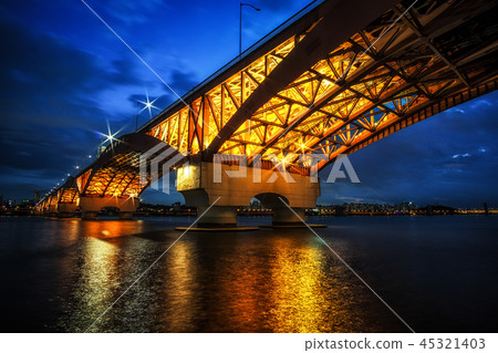 Seongsan Bridge at night Seongsan Bridge at night 45321403