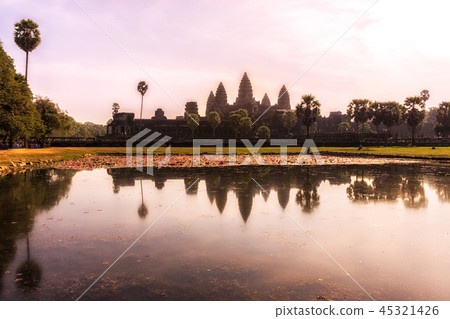 Reflecting Pond ankor wat Reflecting Pond ankor wat 45321426