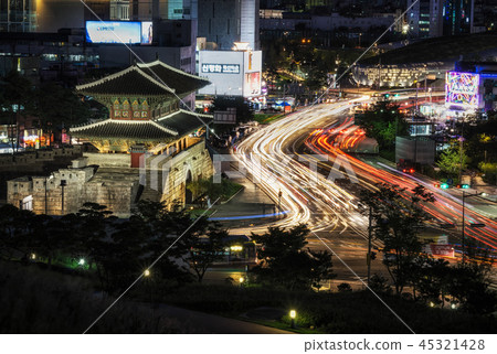 Heunginjimun at night 45321428