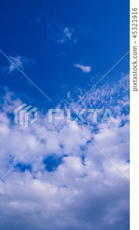 十一月天空(垂直) 十一月天空(垂直) 45321916