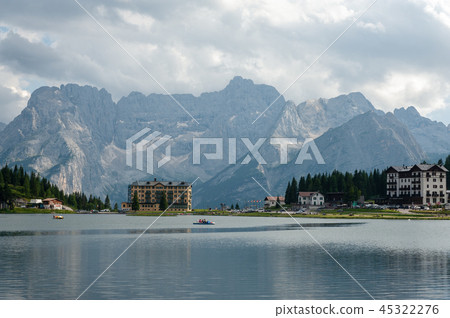 Lake Misurina in the Italian Dolomites 45322276