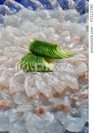 野生活魚薄生魚片 45322390