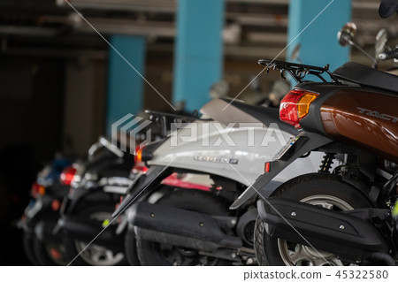 自行車停放 自行車停放 45322580