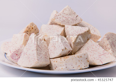 新鮮的大甲芋頭、taro、里芋、Large taro、大甲の里芋 新鮮的大甲芋頭、taro、里芋、Large taro、大甲の里芋 45325747