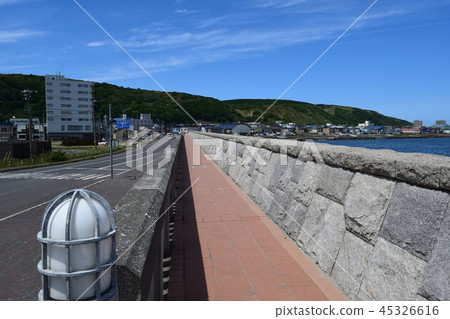 Boardwalk to Wakkanai Port North Breakwater Dome Boardwalk to Wakkanai Port North Breakwater Dome 45326616
