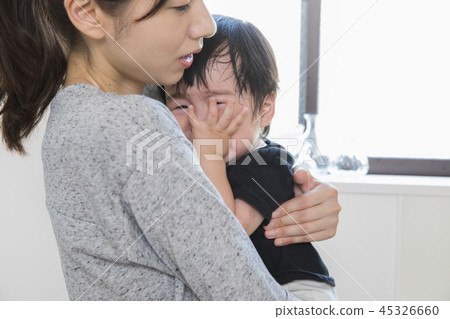The one-year-old child 45326660