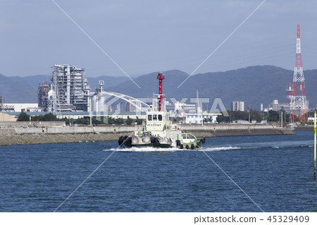 Omuta City Miike Port tugboat 45329409