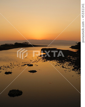 美麗的大村灣（Kourikawa Estuary Magic Hour） 45331141