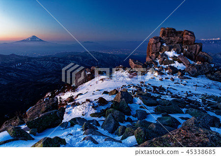 Mt. Kinjo, Gojoiwa and Mt. Fuji of morning glow Mt. Kinjo, Gojoiwa and Mt. Fuji of morning glow 45338685