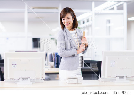 女商人 女商人 45339761