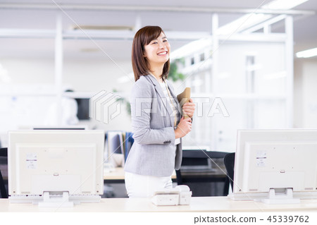 Business woman Business woman 45339762