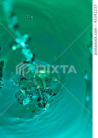 Green water splash 45341237