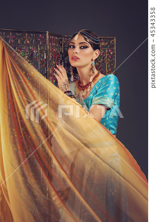 beautiful arabic style bride in ethnic clothes 45343358