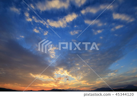 Sky of sunset 45344120