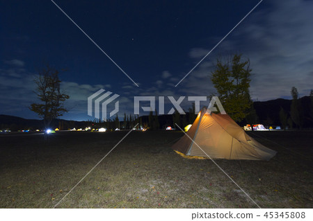 Autumn camping 45345808