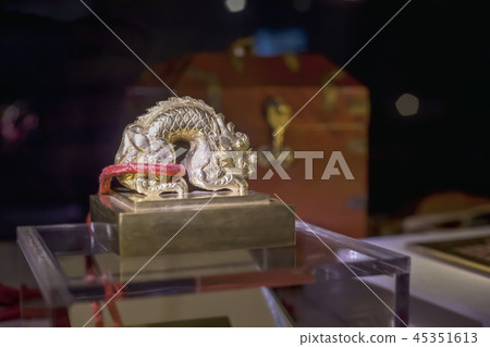 Myungsung Empress Emperor, National Palace Museum, Jongno-gu, Seoul 45351613