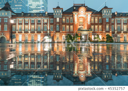 Tokyo Station Reflection Tokyo Station Reflection 45352757