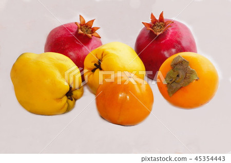 ripe persimmon pomegranates, quince, ripe persimmon pomegranates, quince, 45354443