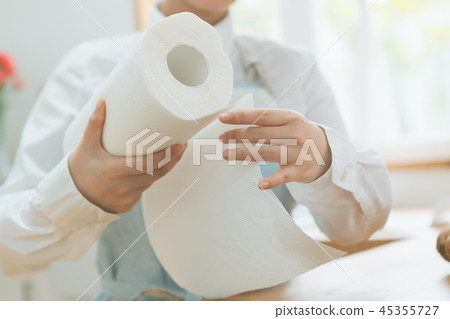 paper towel, Housewife, housewife 45355727