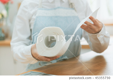 主婦 家庭主婦 廚房 45355730