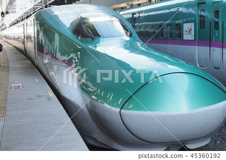 Shinkansen train Shinkansen train 45360192