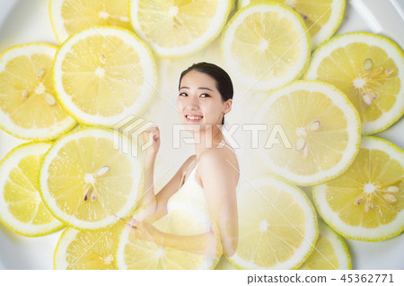 美女 45362771