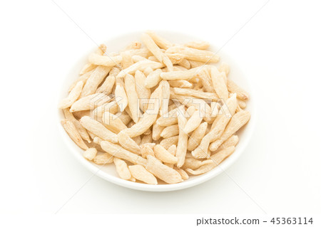 Bakumon冬季：矮小的lilyturf塊莖 45363114