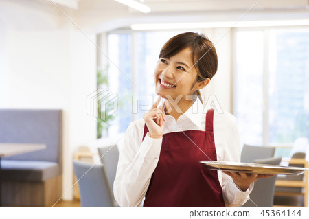 咖啡廳餐廳女人年輕女人人餐廳職員女服務員兼職部分 45364144