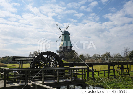 Water wheel and windmill of Kasumigaura General Park 45365993