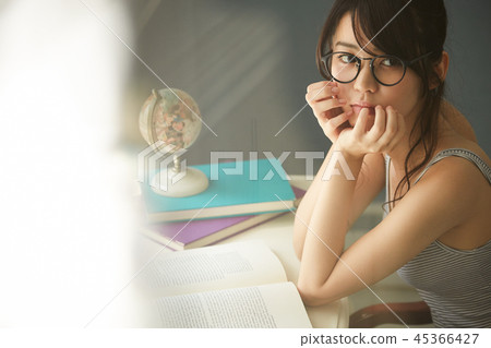 Female Lifestyle Relaxing 45366427