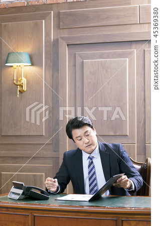 Businessman, Business, CEO, President, Representative, Office, Office, Office 45369380