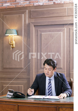 Businessman, Business, CEO, President, Representative, Office, Office, Office 45369384