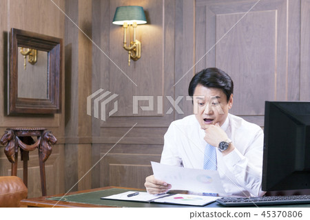 Businessman, Business, CEO, President, Representative, Office, Office, Office 45370806