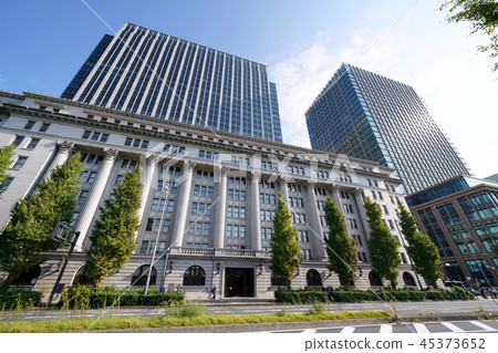 日本的東京都市風景我喜歡明治安田生活大廈等。右後衛是“雙橋廣場”（丸之內雙橋大廈） 45373652