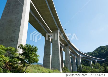 Bridge bridge piers highway 45374741