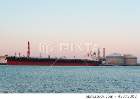 Tanker plant evening 45375308