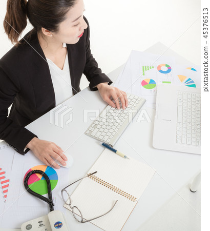 Career woman working in the office Career woman working in the office 45376513