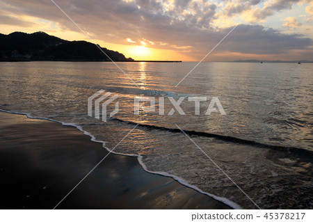 Sunset at Kamiso Pass (Futtsu City) 45378217