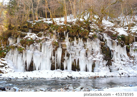 Misotsuchi icicle 45378595