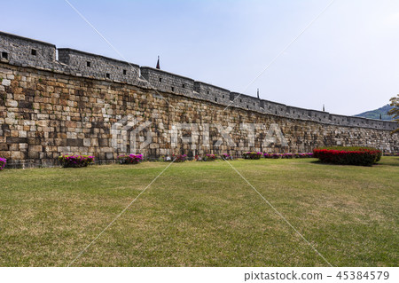 Suwon Hwaseong 45384579