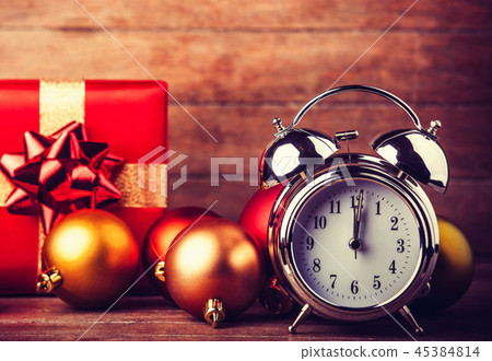gray metal alarm clock and Christmas gifts gray metal alarm clock and Christmas gifts 45384814