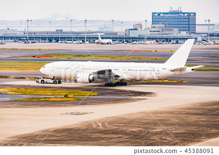 羽田機場客機 45388091